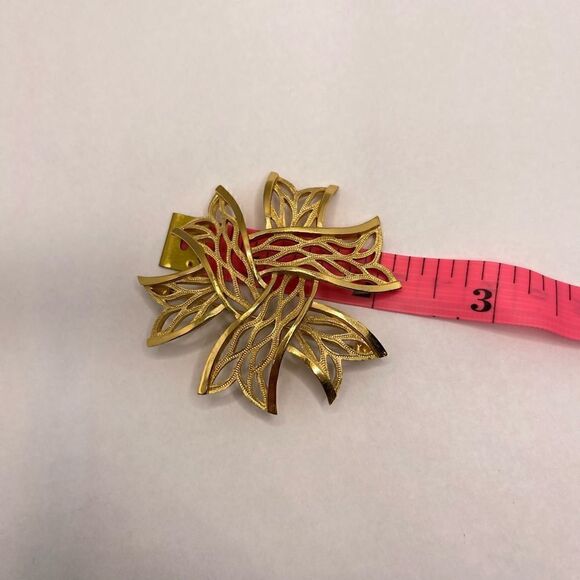 Vintage crown trifari brooch - Picture 2 of 11